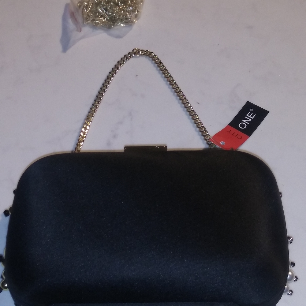 Handbag - Picture 3 of 4